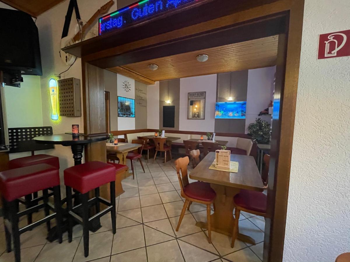 Hotel Zur Dorfschaenke Klotten Dış mekan fotoğraf