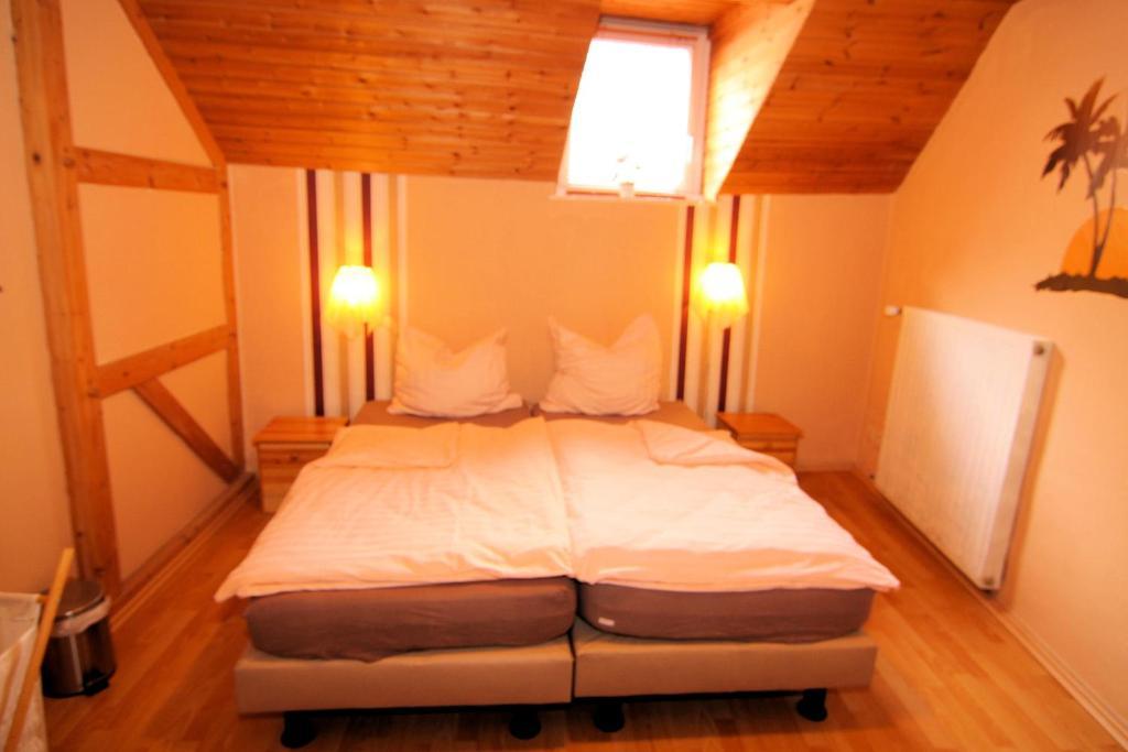 Hotel Zur Dorfschaenke Klotten Oda fotoğraf