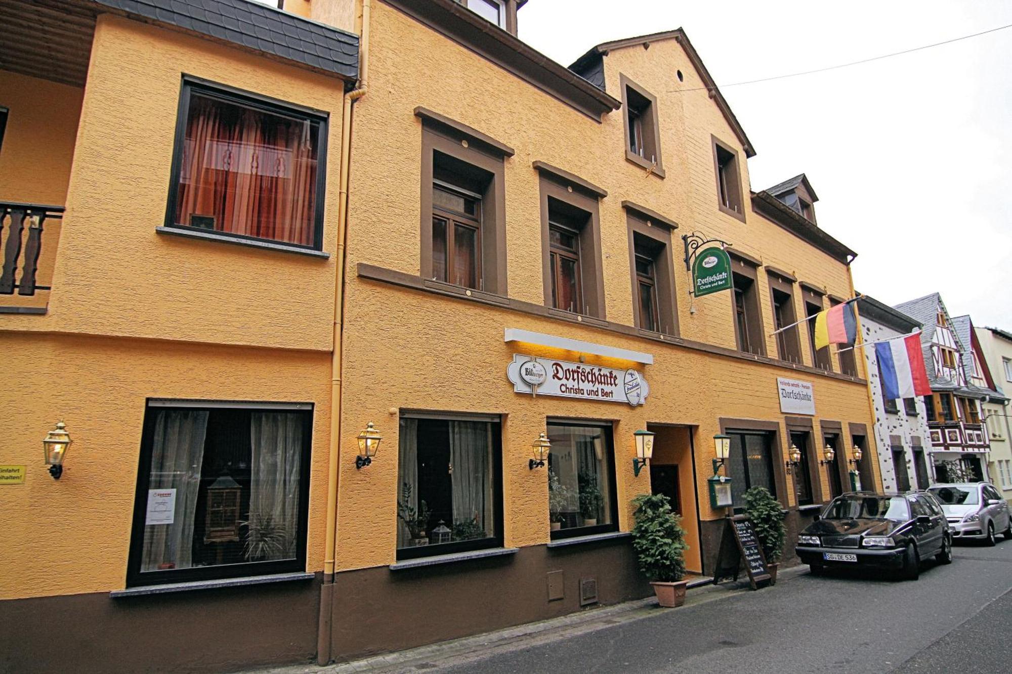 Hotel Zur Dorfschaenke Klotten Dış mekan fotoğraf