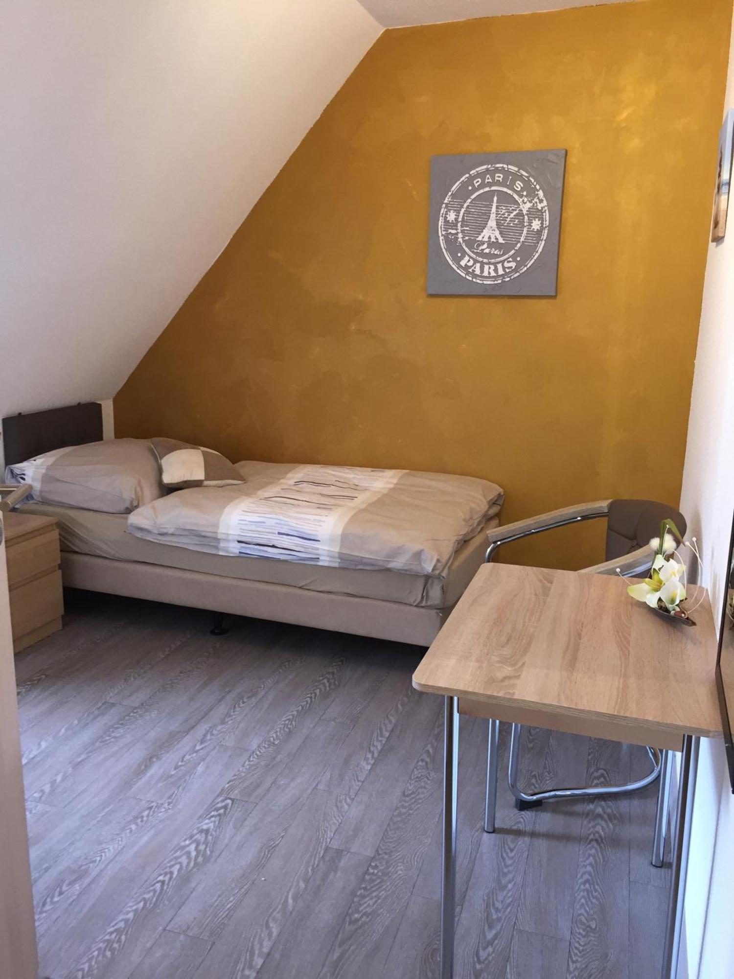 Hotel Zur Dorfschaenke Klotten Oda fotoğraf