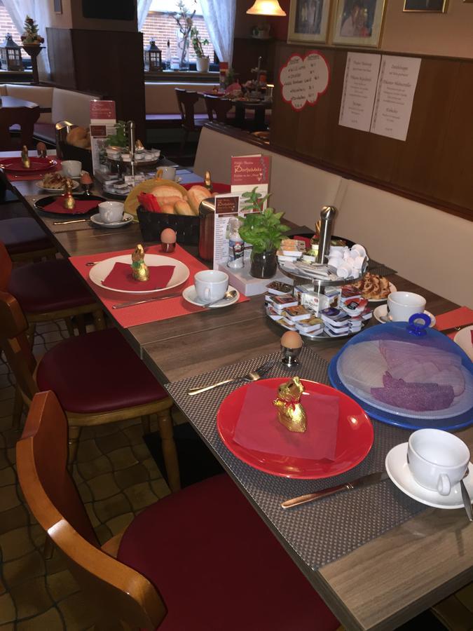 Hotel Zur Dorfschaenke Klotten Dış mekan fotoğraf